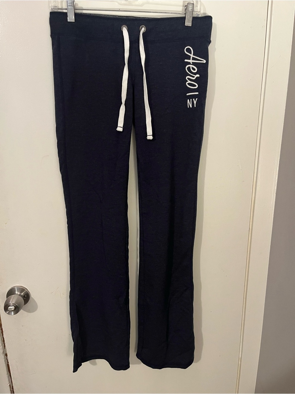 Aéropostale Women's Navy Y2K Style Low Rise Bootcut Sweatpants Size M